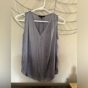 Grey tank/shell